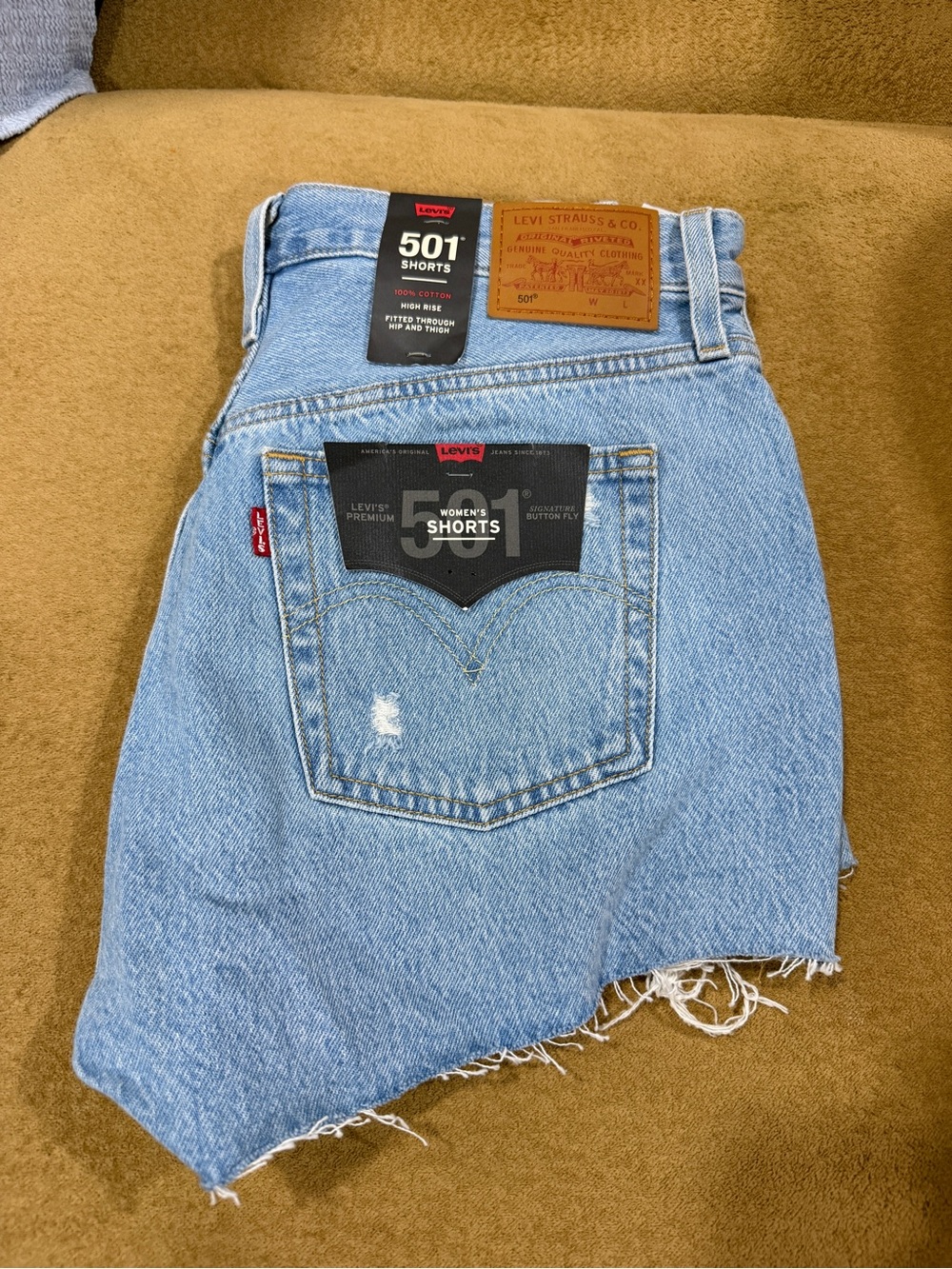 Women's Levi Shorts